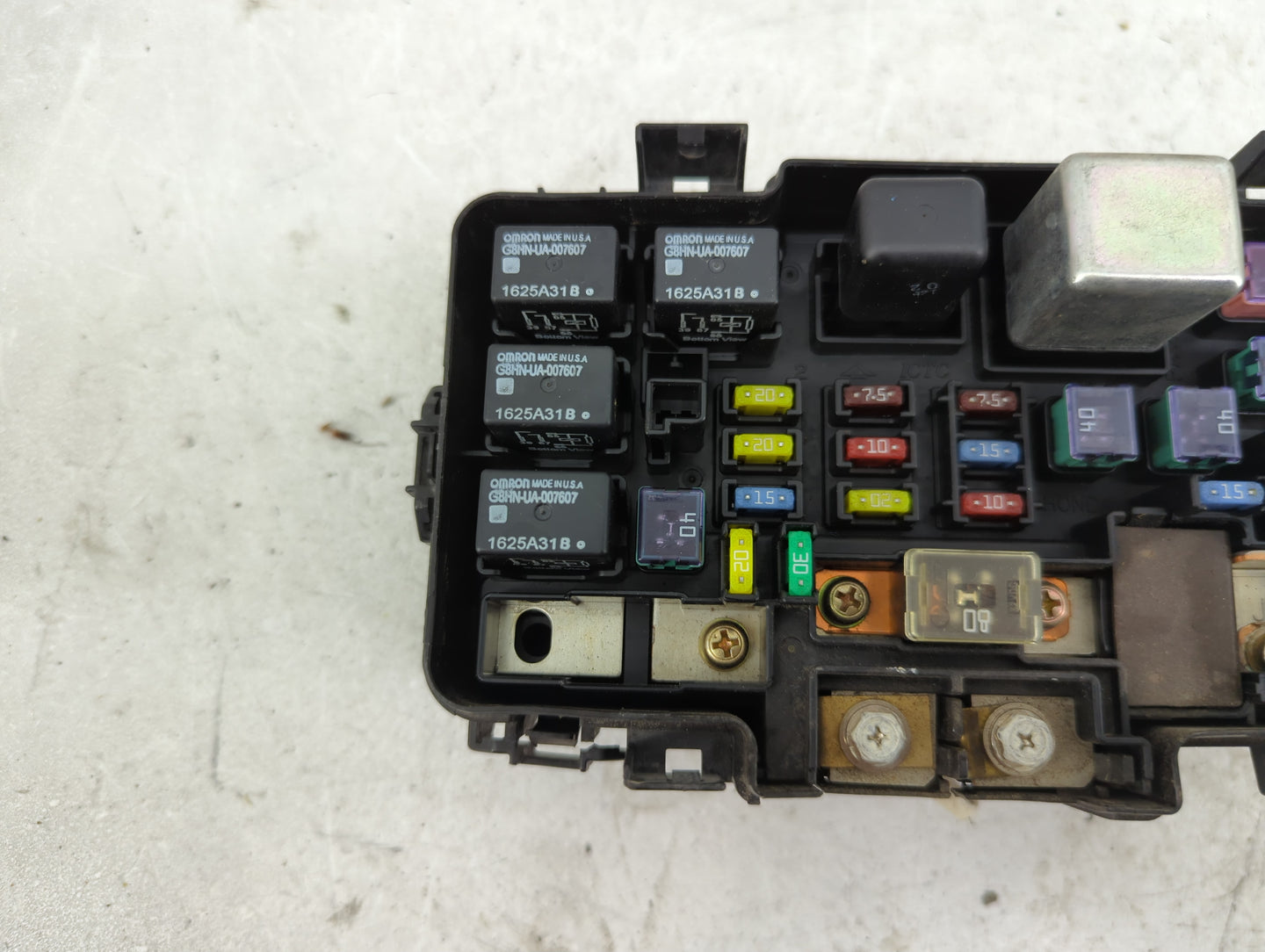 2005 Honda Civic Fusebox Fuse Box Panel Relay Module P/N:38250-S5A-A12 S5A-A12 Fits OEM Used Auto Parts - Oemusedautoparts1.