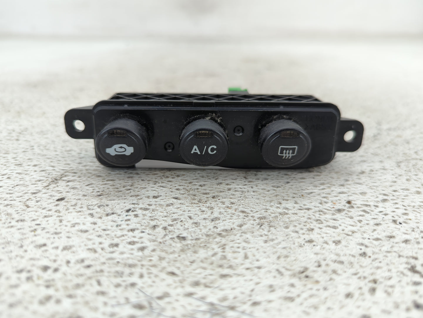 2003-2005 Honda Civic Climate Control Module Temperature AC/Heater Replacement P/N:NH-365L A010 Fits Fits 2003 2004 2005 OEM