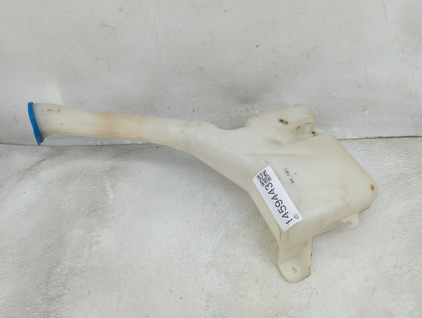 2001-2003 Honda Civic Windshield Washer Fluid Reservoir Bottle Oem 1459443 - Oemusedautoparts1.com