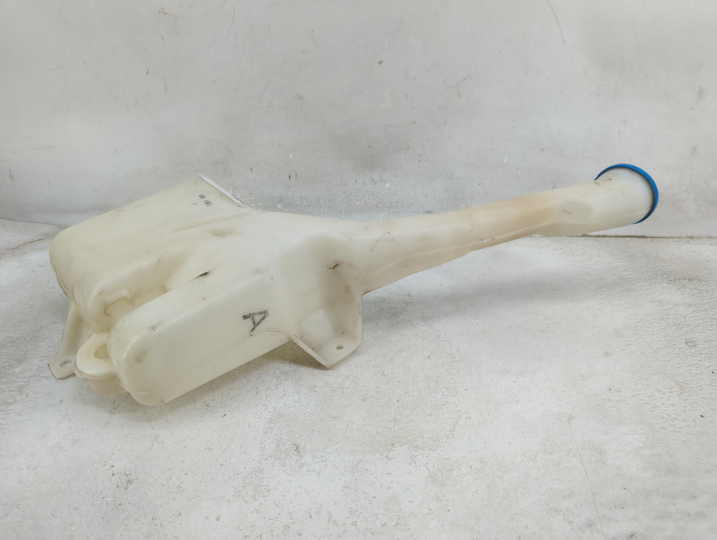 2001-2003 Honda Civic Windshield Washer Fluid Reservoir Bottle Oem 1459443 - Oemusedautoparts1.com