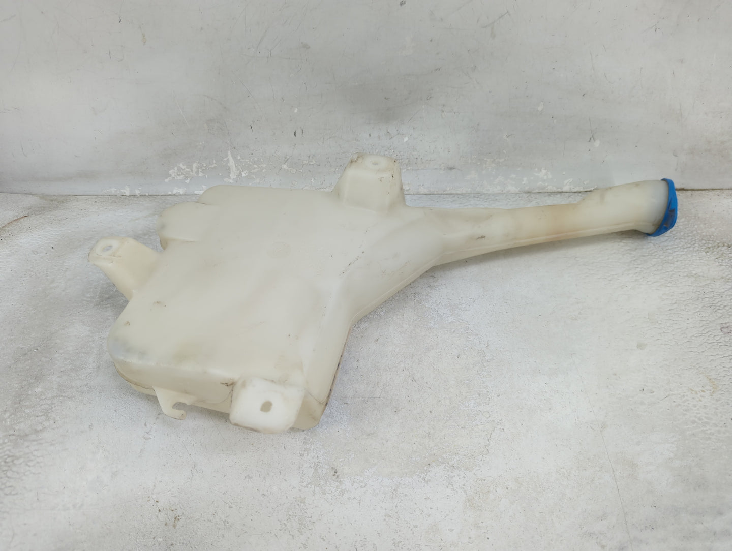 2001-2003 Honda Civic Windshield Washer Fluid Reservoir Bottle Oem 1459443 - Oemusedautoparts1.com