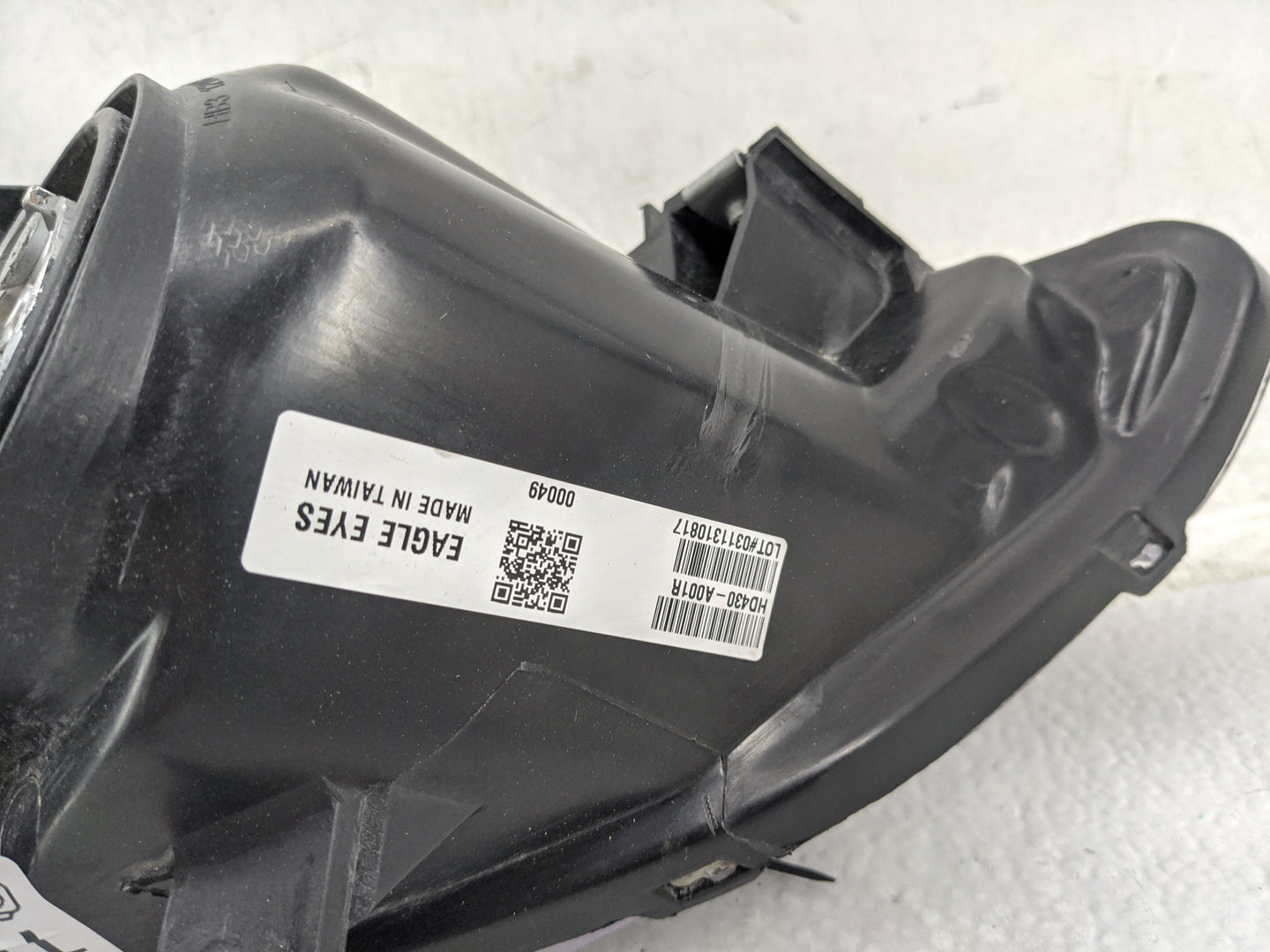 2004-2005 Honda Civic Passenger Right Oem Head Light Headlight Lamp 1467039 - Oemusedautoparts1.com