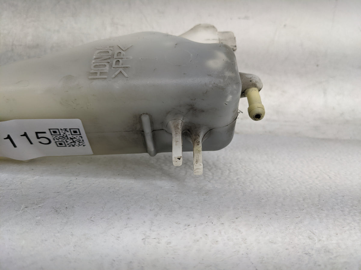 2005 Honda Civic Windshield Washer Fluid Reservoir Bottle Oem 1467115 - Oemusedautoparts1.com