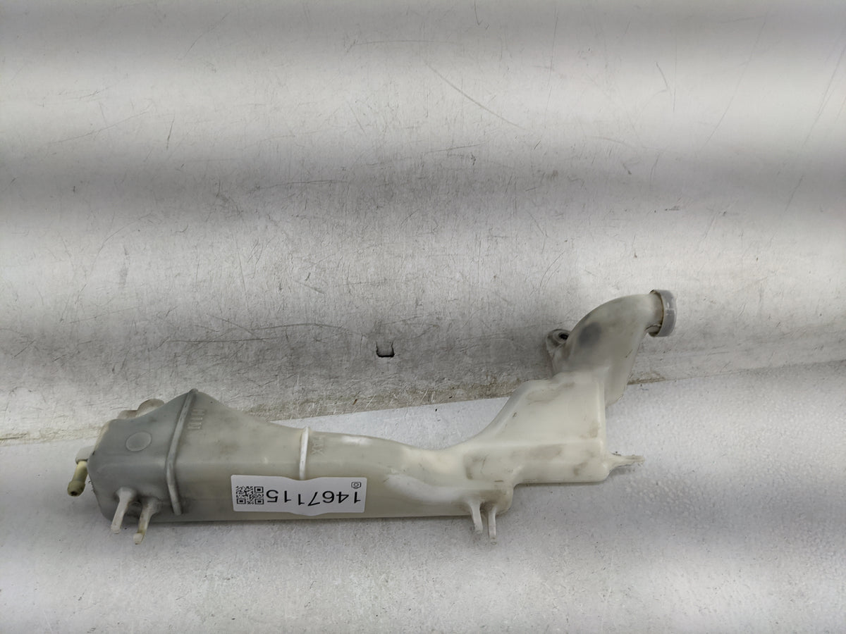 2005 Honda Civic Windshield Washer Fluid Reservoir Bottle Oem 1467115 - Oemusedautoparts1.com