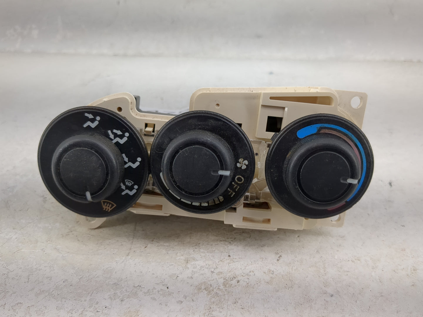 2005 Honda Civic Climate Control Module Temperature AC/Heater Replacement P/N:1971K Fits OEM Used Auto Parts - Oemusedautopa