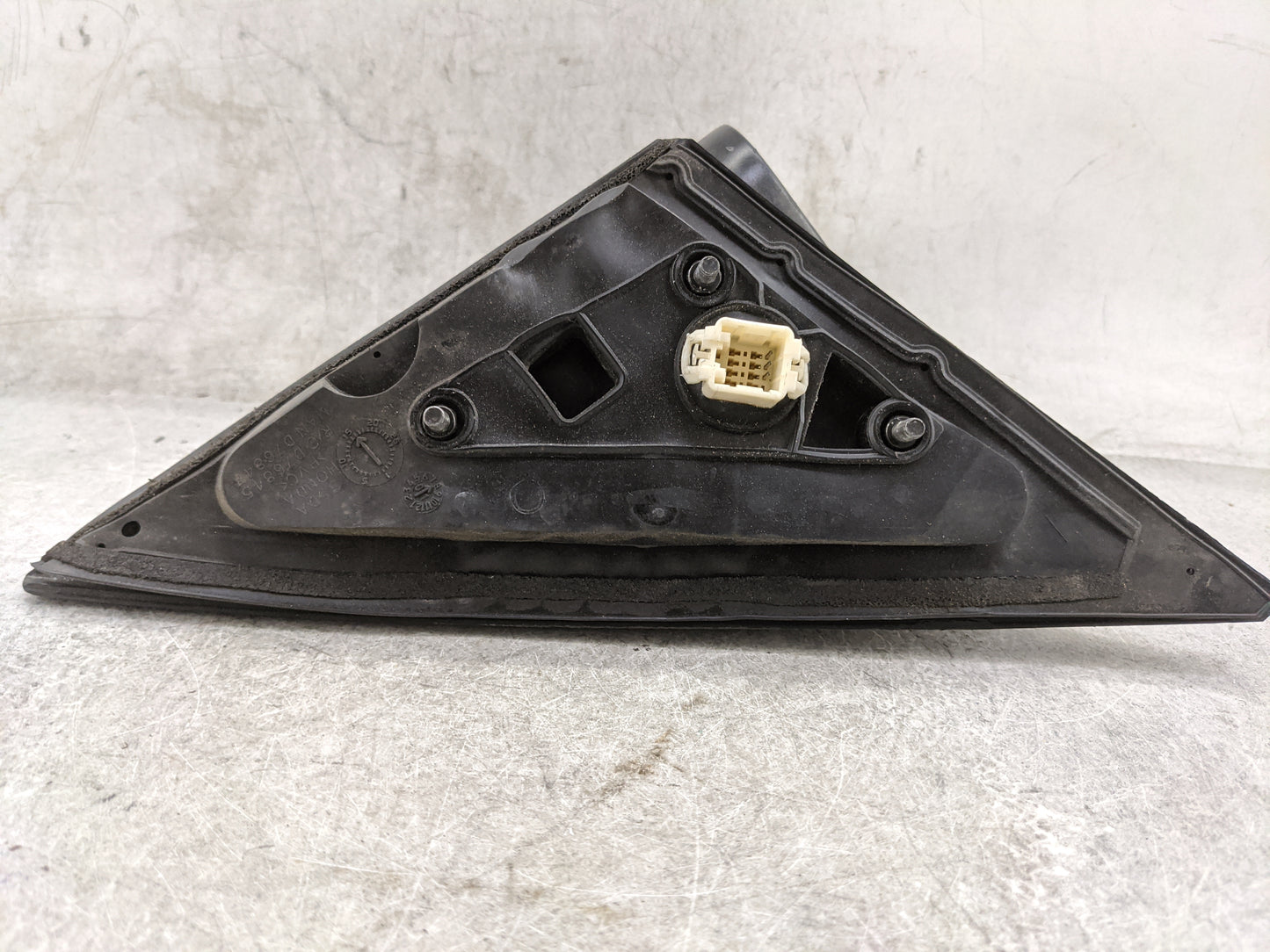 2005 Honda Civic Driver Side View Mirror - Left Door Mirror OEM Used - Oemusedautoparts1.com
