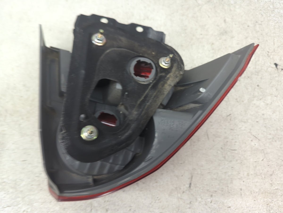 2003-2005 Honda Civic Tail Light Assembly Passenger Right OEM Fits Fits 2003 2004 2005 OEM Used Auto Parts - Oemusedautopart