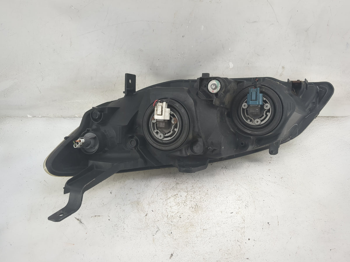 2004-2005 Honda Civic Passenger Right Oem Head Light Headlight Lamp 1518881 - Oemusedautoparts1.com