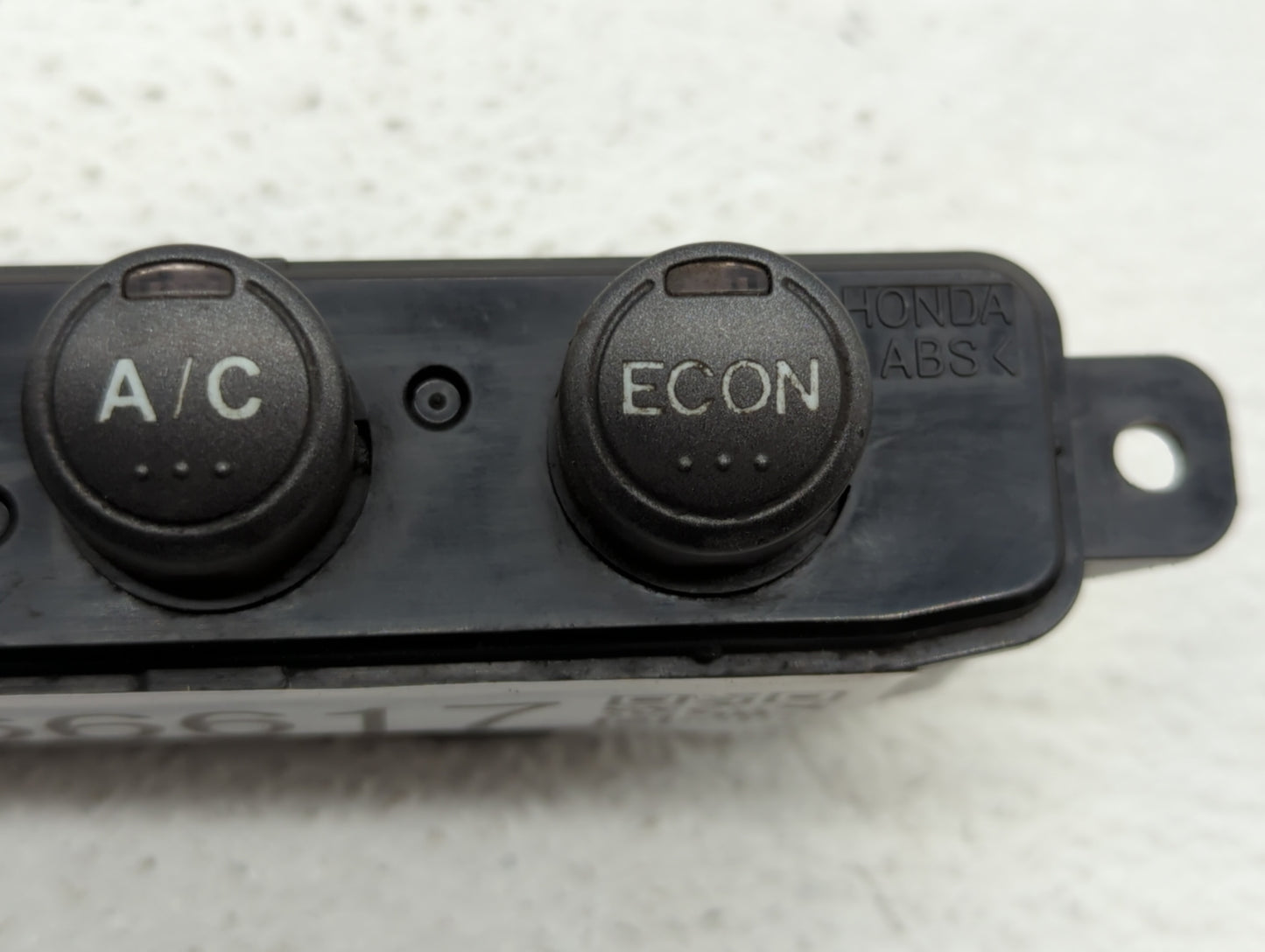 2003-2005 Honda Civic Climate Control Module Temperature AC/Heater Replacement P/N:NH-376L Fits Fits 2003 2004 2005 OEM Used