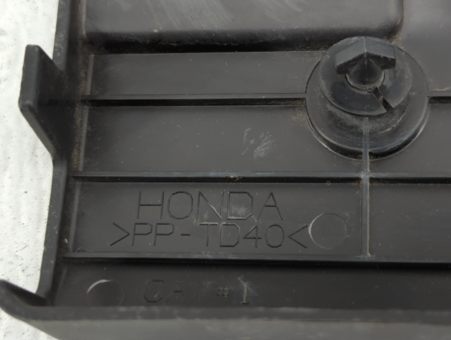 2005 Honda Civic Engine Cover - Oemusedautoparts1.com