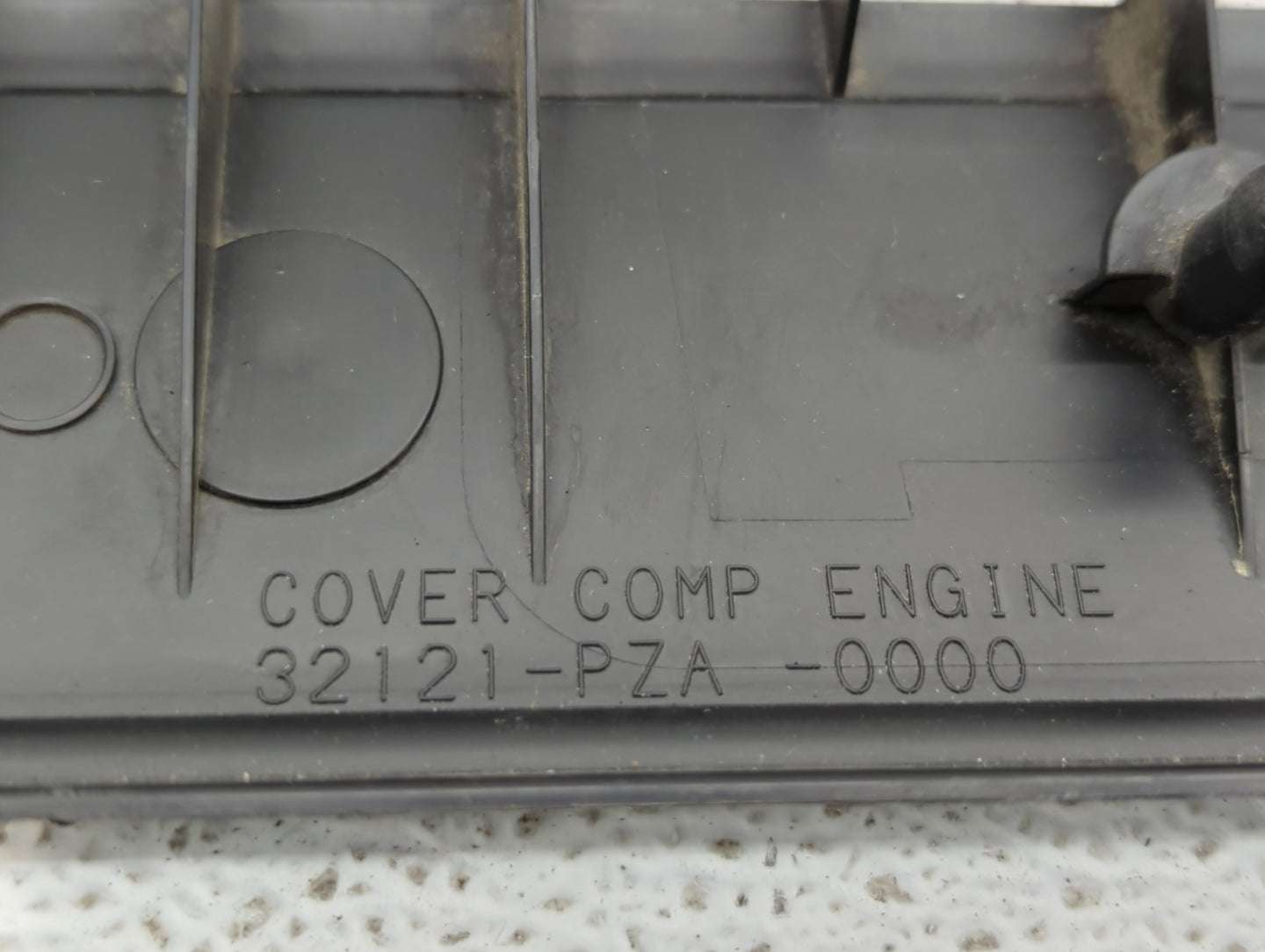 2005 Honda Civic Engine Cover - Oemusedautoparts1.com