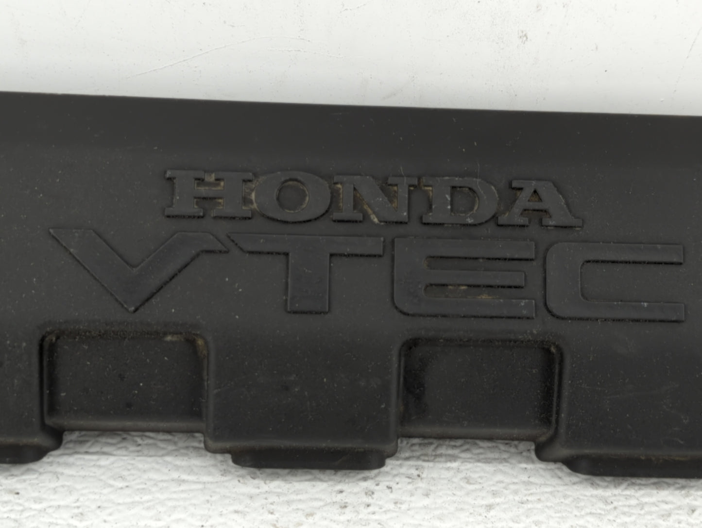 2005 Honda Civic Engine Cover - Oemusedautoparts1.com
