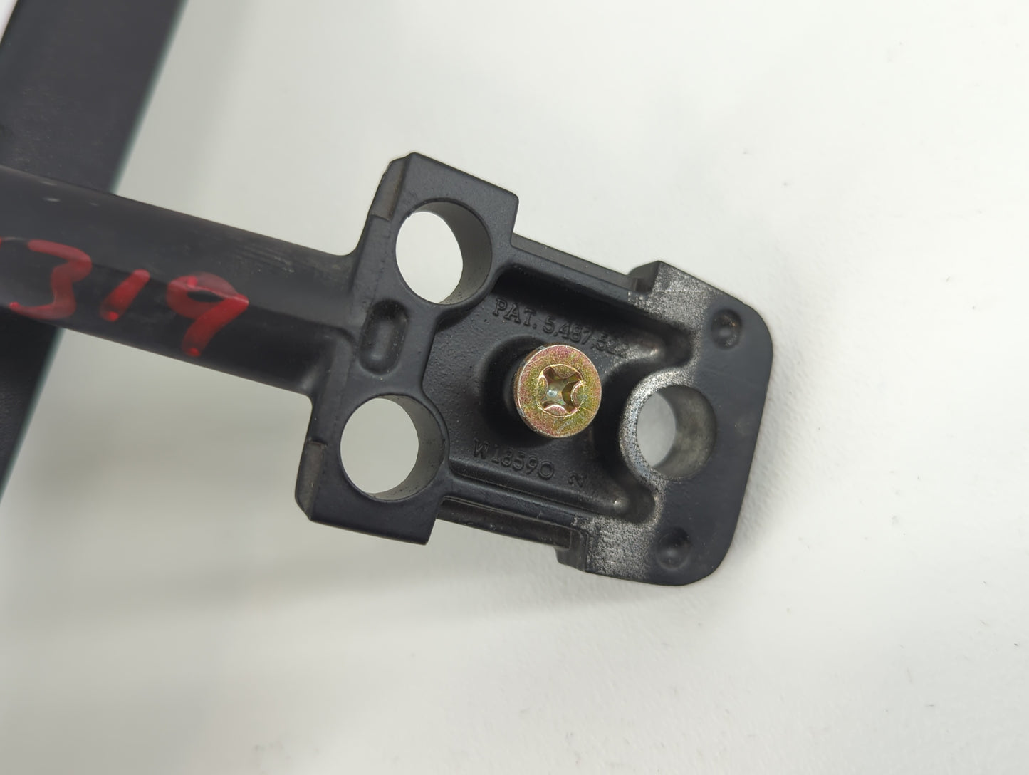 2005 Honda Civic Interior Rear View Mirror Replacement OEM P/N:E8011681 Fits OEM Used Auto Parts - Oemusedautoparts1.com