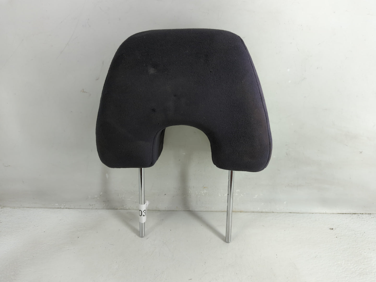 2005 Honda Cr-V Headrest Head Rest Front Driver Passenger Seat Fits OEM Used Auto Parts - Oemusedautoparts1.com