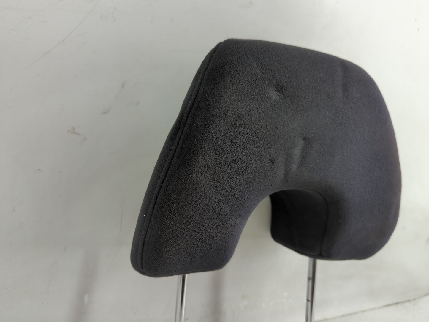 2005 Honda Cr-V Headrest Head Rest Front Driver Passenger Seat Fits OEM Used Auto Parts - Oemusedautoparts1.com