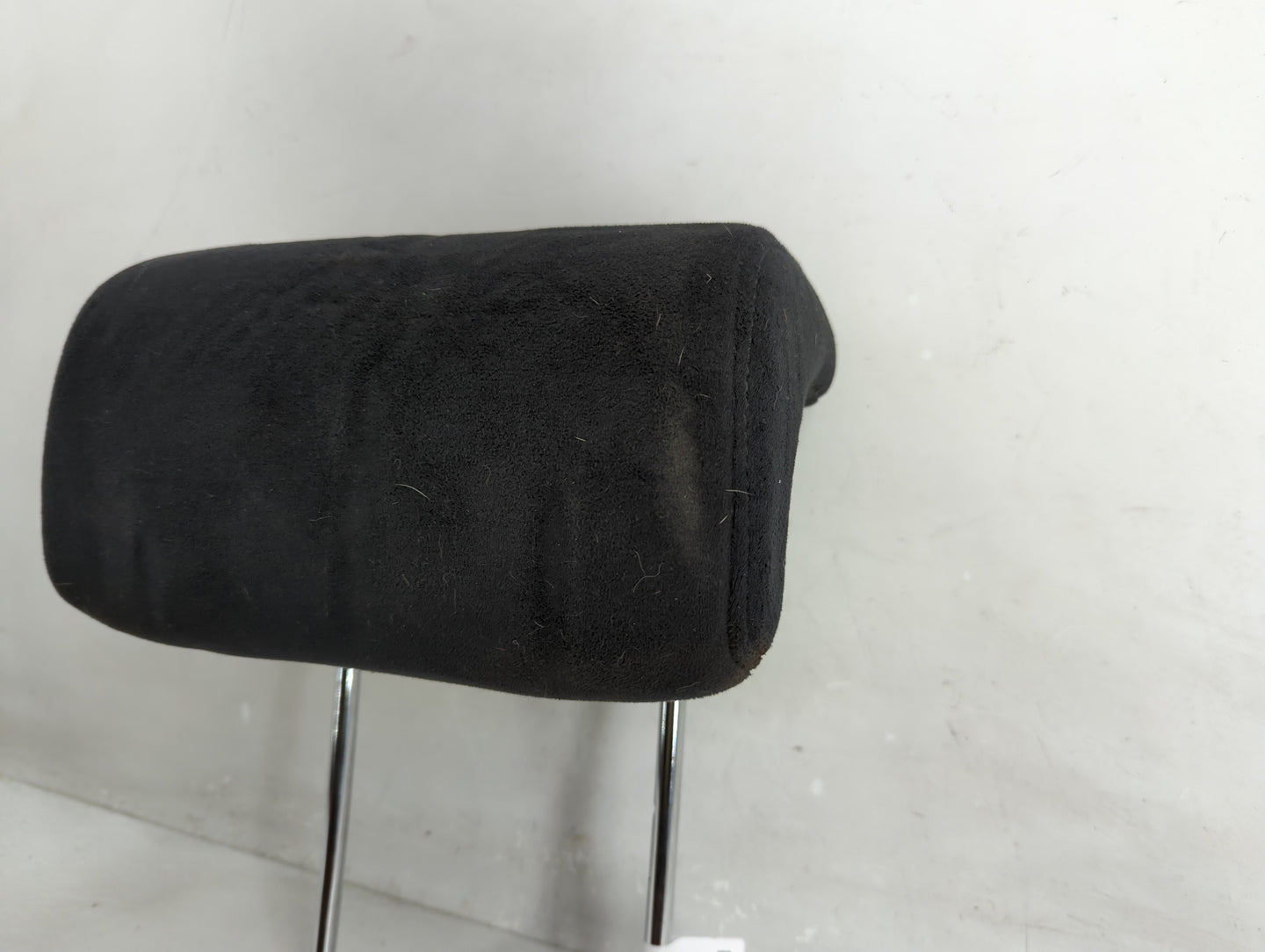 2005 Honda Cr-V Headrest Head Rest Rear Seat Fits OEM Used Auto Parts - Oemusedautoparts1.com