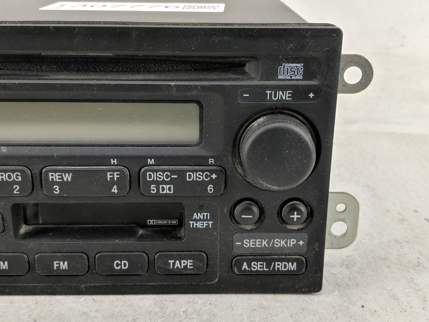 2005-2006 Honda Cr-V Radio AM FM Cd Player Receiver Replacement P/N:39101-S9A-A510-M1 Fits Fits 2005 2006 OEM Used Auto Part