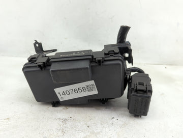 2002-2006 Honda Cr-V Fusebox Fuse Box Panel Relay Module P/N:S9A-A02 Fits Fits 2002 2003 2004 2005 2006 OEM Used Auto Parts 