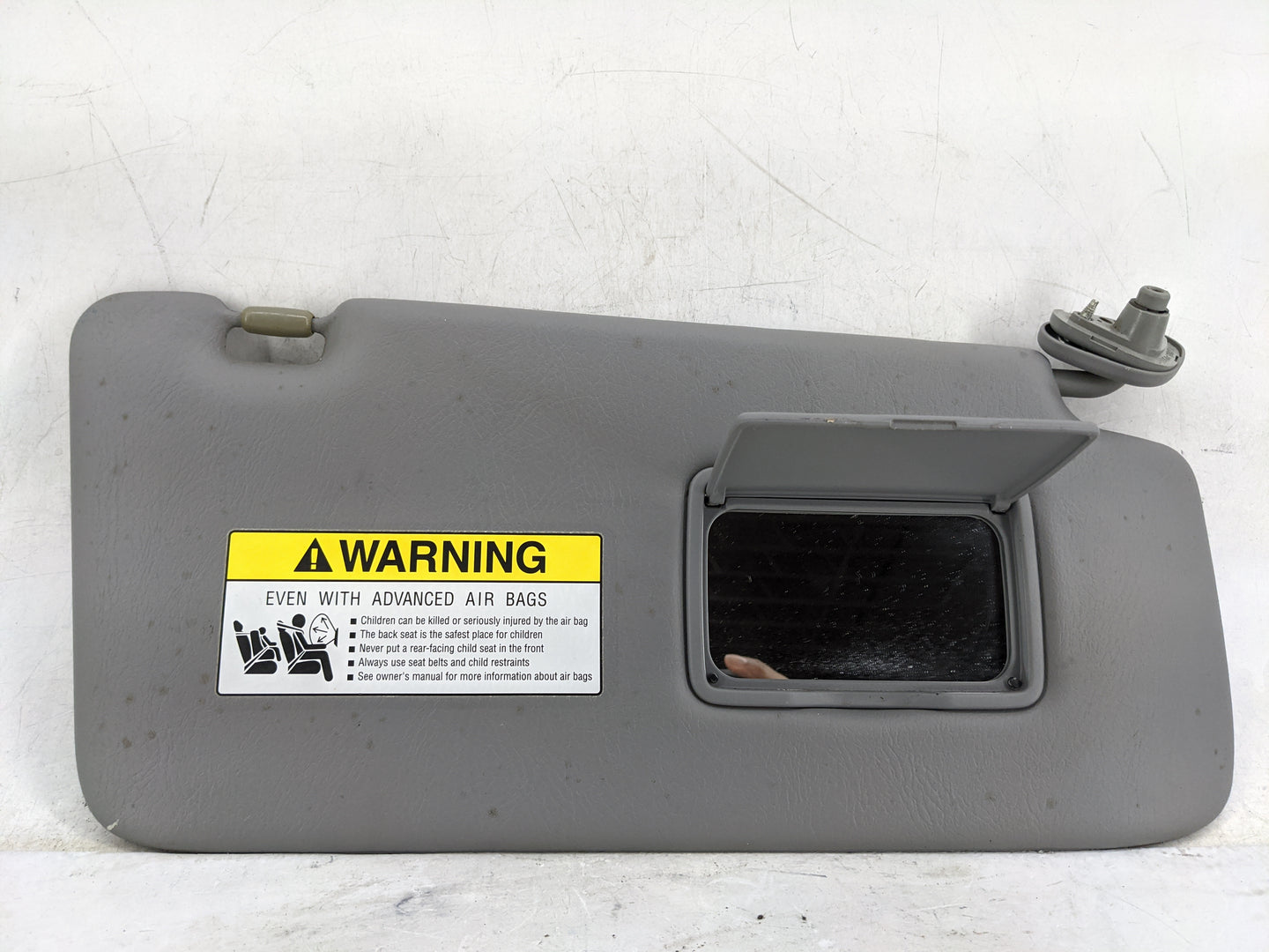 2005-2006 Honda Cr-V Sun Visor Shade Replacement Passenger Right Mirror Fits Fits 2005 2006 OEM Used Auto Parts - Oemusedaut