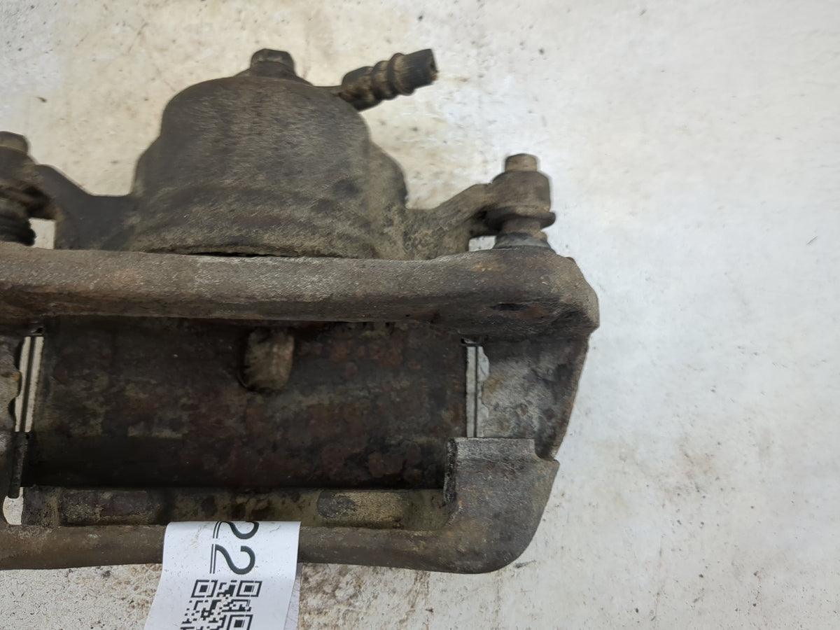 2005-2006 Honda Cr-v Front Driver Left Brake Caliper - Oemusedautoparts1.com