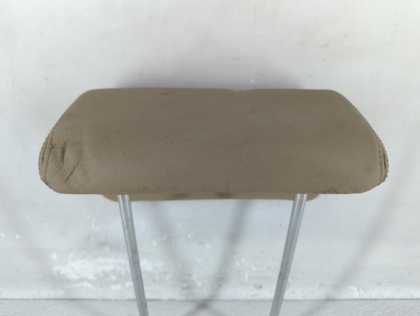 2005 Honda Cr-V Headrest Head Rest Rear Seat Fits OEM Used Auto Parts - Oemusedautoparts1.com
