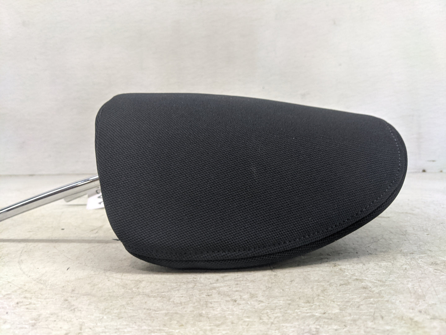 2005 Honda Crv Headrest Head Rest Front Driver Seat Black - Oemusedautoparts1.com