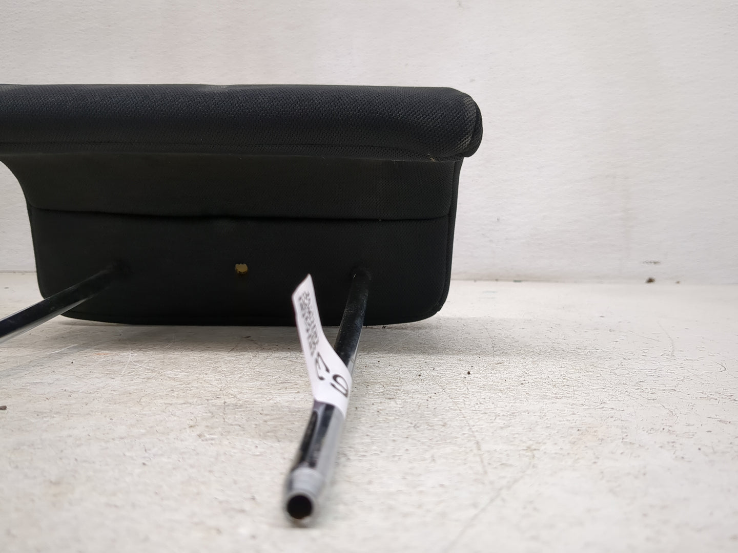 2005 Honda Crv Headrest Head Rest Rear Seat Fits OEM Used Auto Parts - Oemusedautoparts1.com