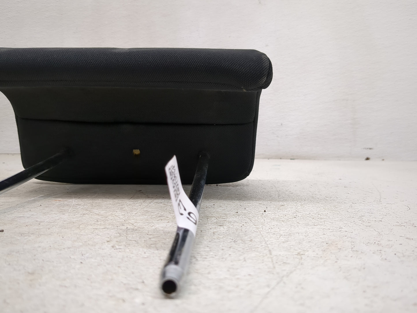 2005 Honda Crv Headrest Head Rest Rear Seat Fits OEM Used Auto Parts - Oemusedautoparts1.com