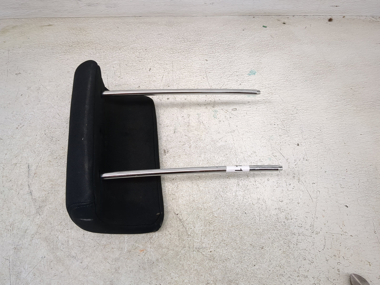 2005 Honda Crv Headrest Head Rest Rear Seat Fits OEM Used Auto Parts - Oemusedautoparts1.com