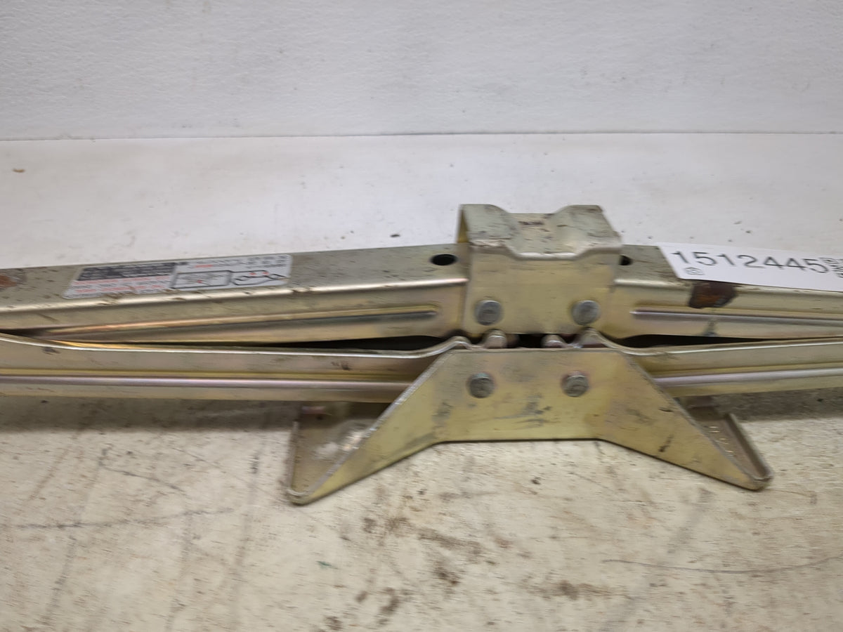 2005 Honda Crv Spare Scissor Car Jack - Oemusedautoparts1.com