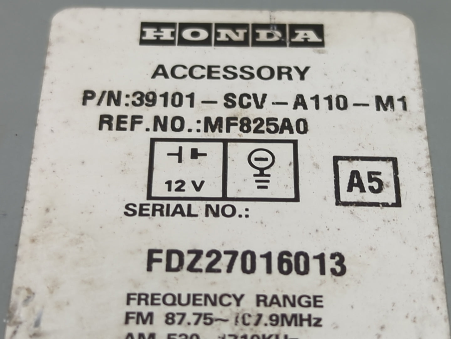 2003-2006 Honda Element Radio AM FM Cd Player Receiver Replacement P/N:39101-SCV-A110-M1 MF825A0 Fits OEM Used Auto Parts - 