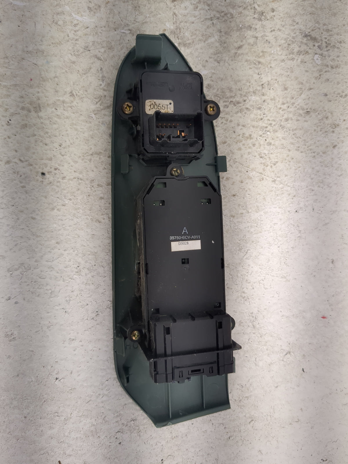 2003-2011 Honda Element Master Power Window Switch Replacement Driver Side Left P/N:35750-SCV-A011 Fits OEM Used Auto Parts 
