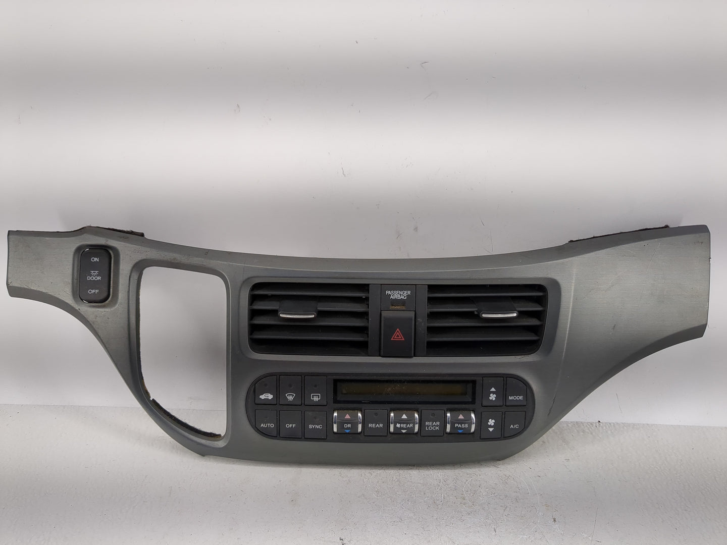 2005-2010 Honda Odyssey Climate Control Module Temperature AC/Heater Replacement P/N:77250-SHJ-A2-20 79600-SHJ-A010-A2 Fits 