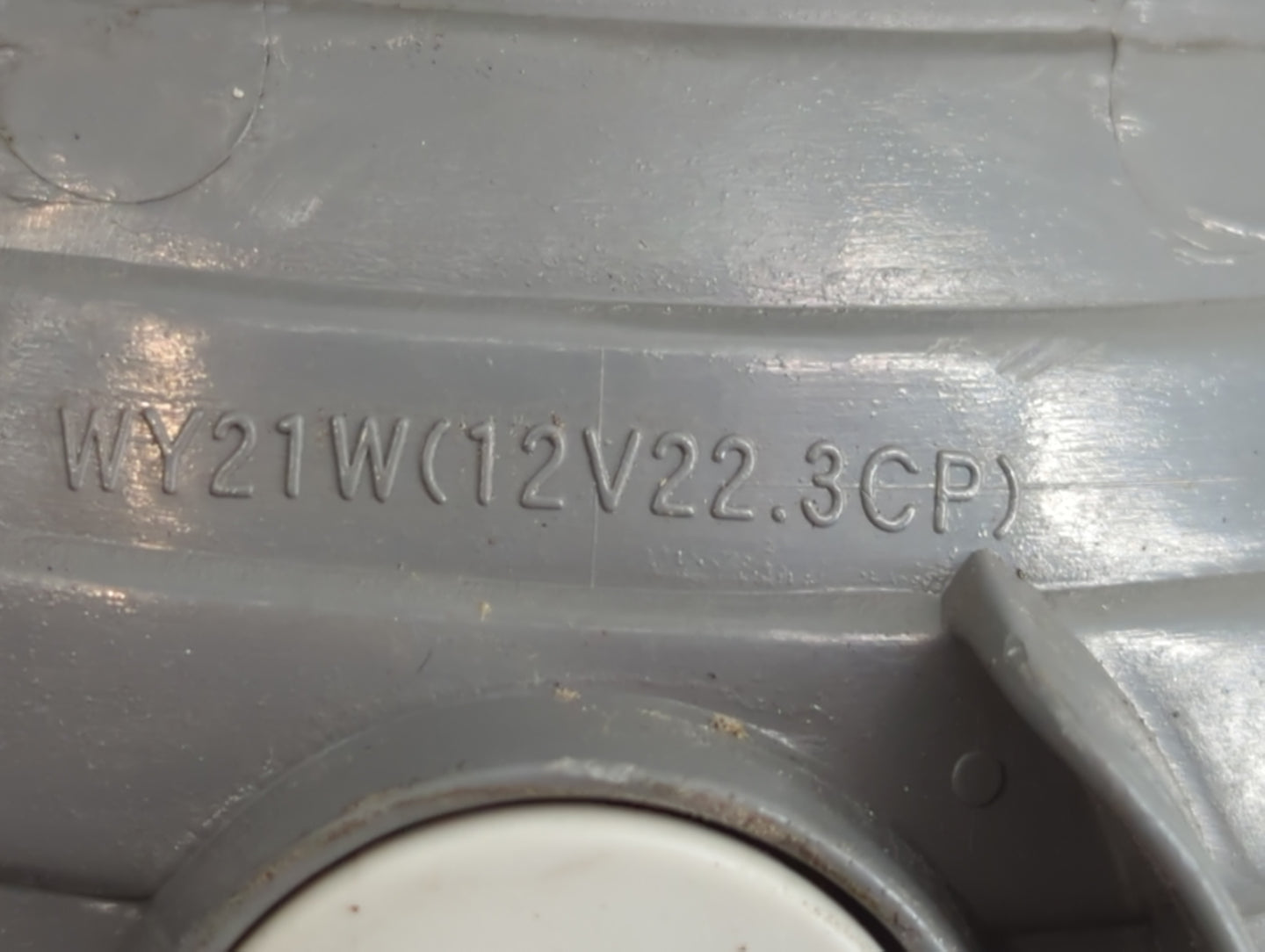 2005-2006 Honda Odyssey Tail Light Assembly Driver Left OEM Fits Fits 2005 2006 OEM Used Auto Parts - Oemusedautoparts1.com