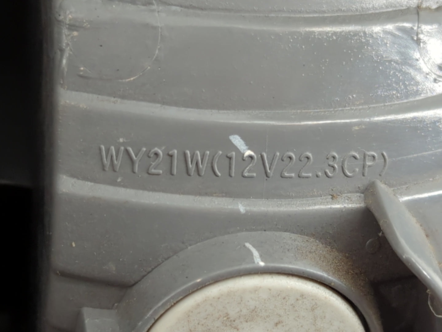 2005-2006 Honda Odyssey Tail Light Assembly Driver Left OEM Fits Fits 2005 2006 OEM Used Auto Parts - Oemusedautoparts1.com