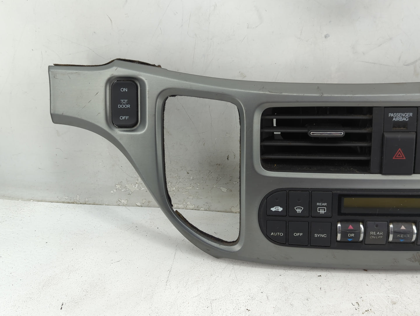 2005-2007 Honda Odyssey Climate Control Module Temperature AC/Heater Replacement P/N:77250SHJ Fits Fits 2005 2006 2007 OEM U