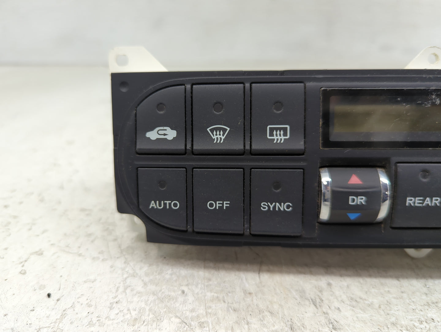 2005-2007 Honda Odyssey Climate Control Module Temperature AC/Heater Replacement P/N:SHJ-A010-A2 Fits Fits 2005 2006 2007 OE