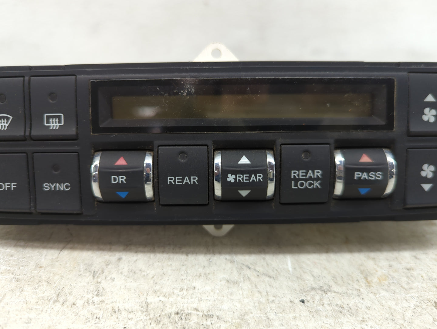 2005-2007 Honda Odyssey Climate Control Module Temperature AC/Heater Replacement P/N:SHJ-A010-A2 Fits Fits 2005 2006 2007 OE