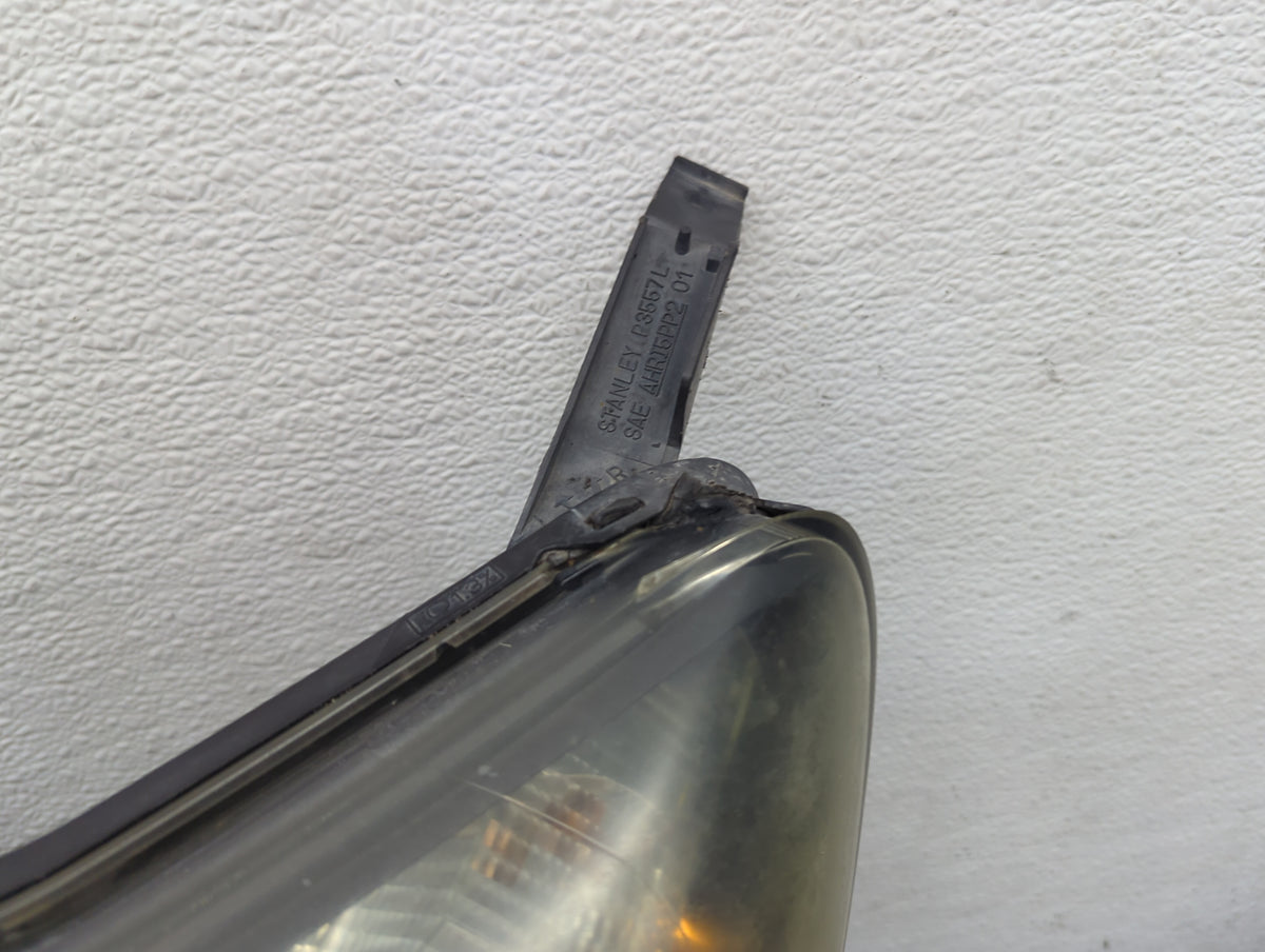 2005 Honda Odyssey Driver Left Oem Head Light Headlight Lamp - Oemusedautoparts1.com
