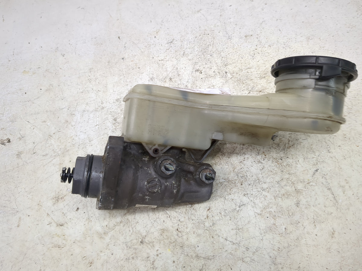 2005-2010 Honda Odyssey Brake Master Cylinder 1512914 - Oemusedautoparts1.com