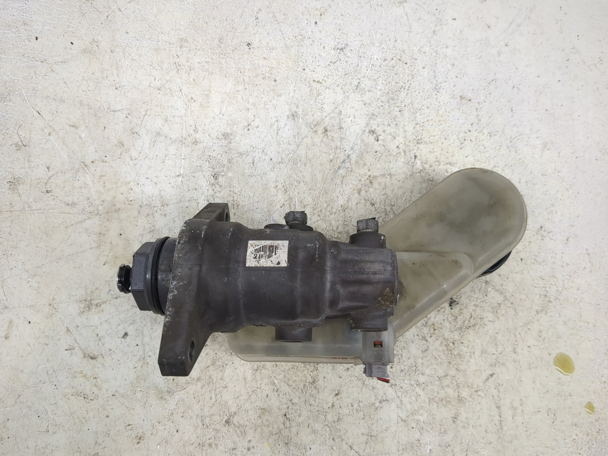 2005-2010 Honda Odyssey Brake Master Cylinder 1512914 - Oemusedautoparts1.com
