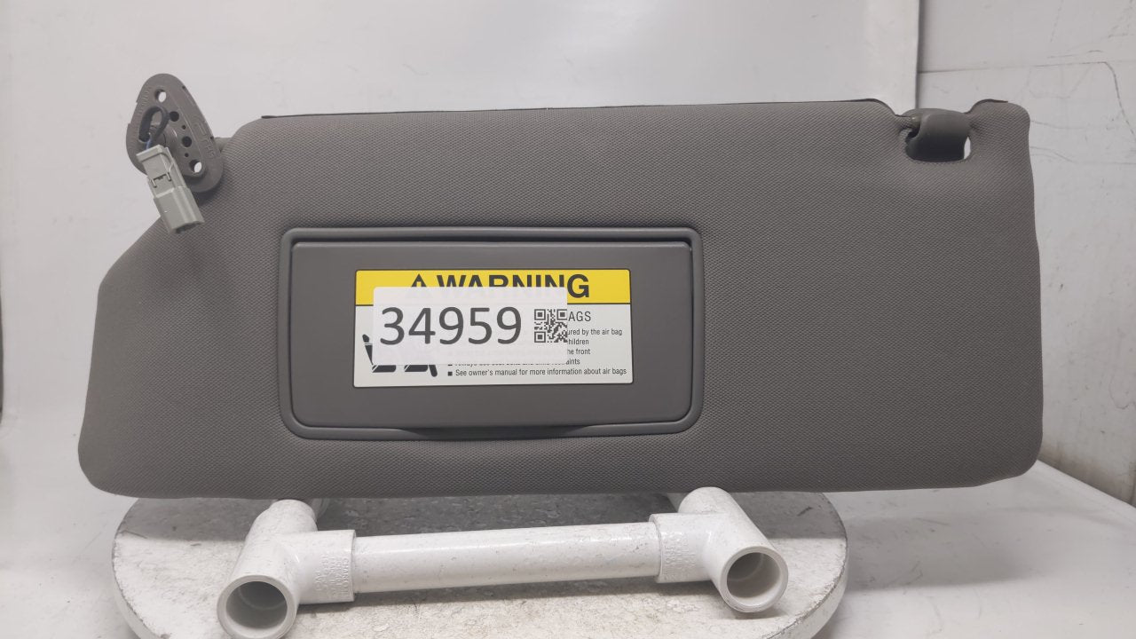 2005 Honda Odyssey Sun Visor Shade Replacement Driver Left Mirror Fits OEM Used Auto Parts - Oemusedautoparts1.com