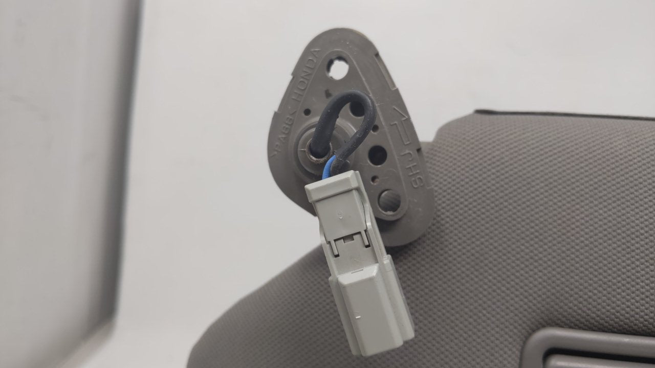 2005 Honda Odyssey Sun Visor Shade Replacement Driver Left Mirror Fits OEM Used Auto Parts - Oemusedautoparts1.com