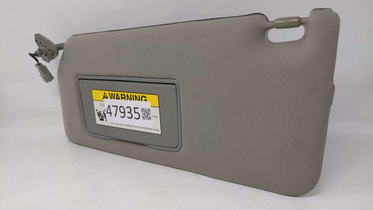 2005 Honda Odyssey Sun Visor Shade Replacement Passenger Right Mirror Fits OEM Used Auto Parts - Oemusedautoparts1.com