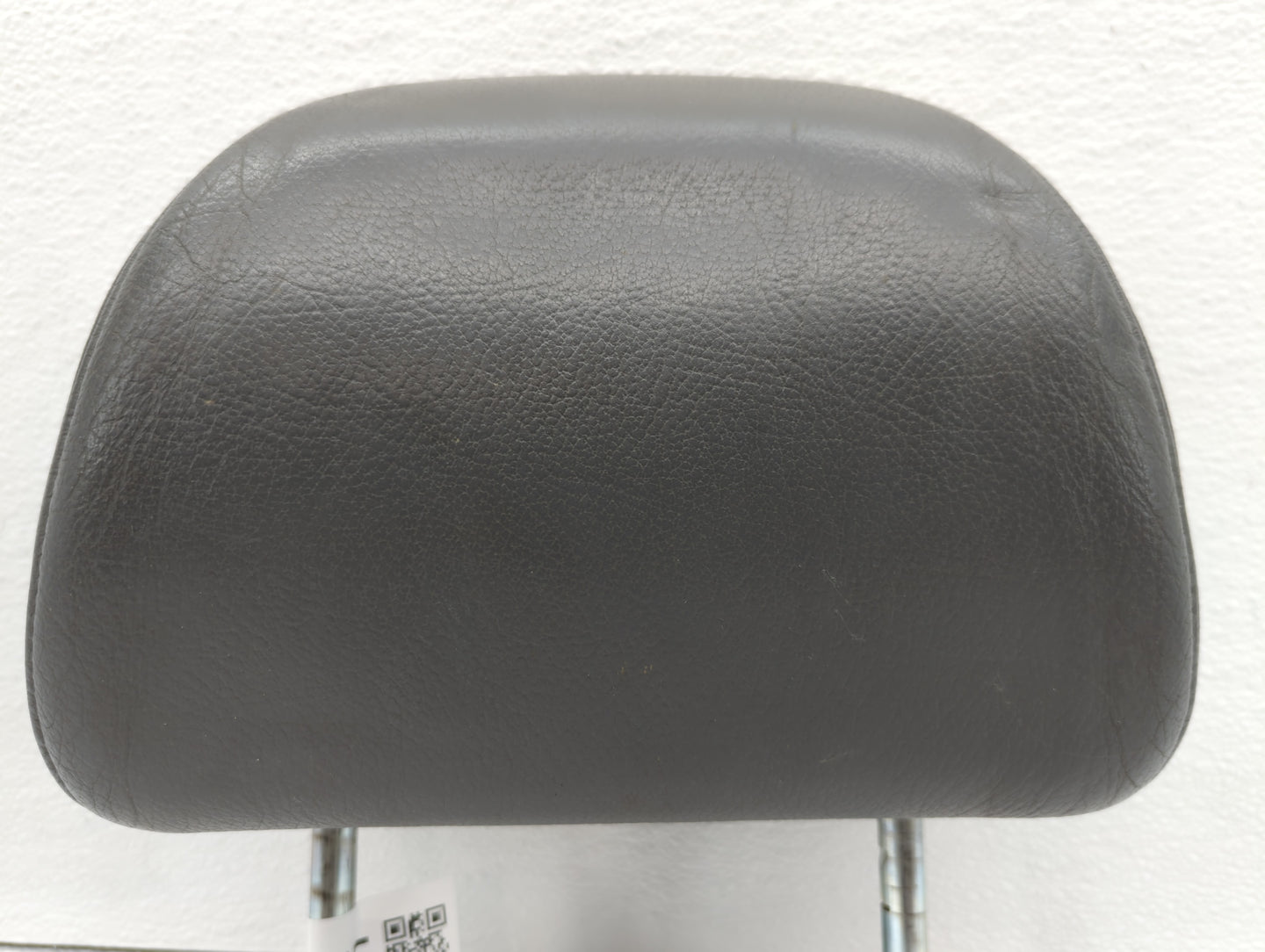 2005-2006 Honda Odyssey Headrest Head Rest Rear Seat Black - Oemusedautoparts1.com