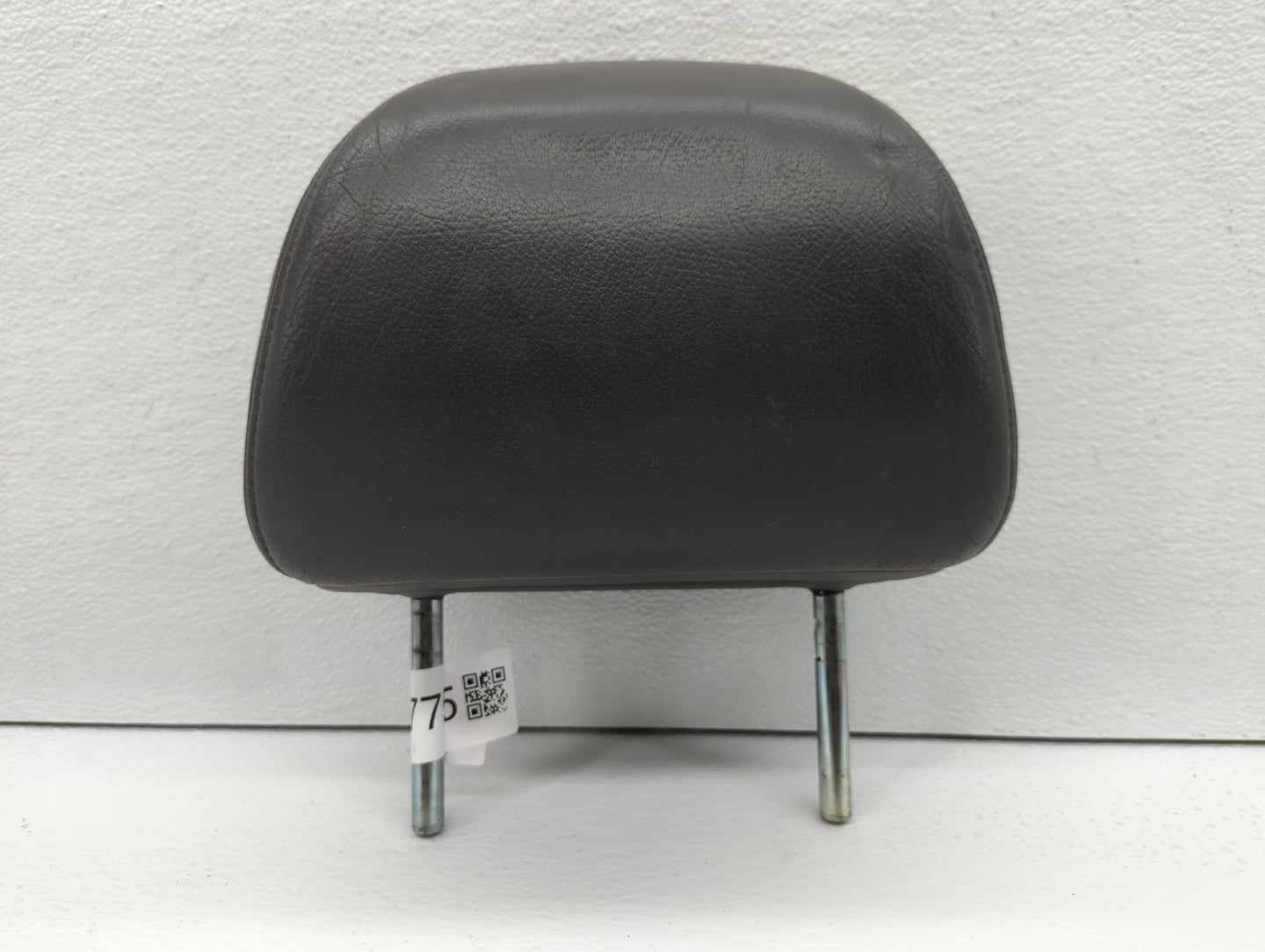 2005-2006 Honda Odyssey Headrest Head Rest Rear Seat Black - Oemusedautoparts1.com