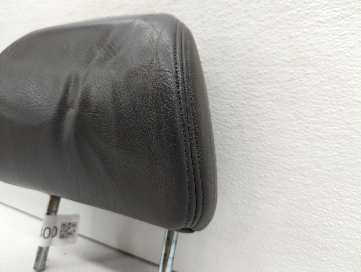 2005-2006 Honda Odyssey Headrest Head Rest Rear Seat Dark Grey - Oemusedautoparts1.com