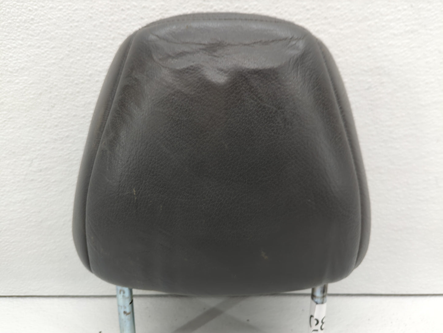 2005-2006 Honda Odyssey Headrest Head Rest Rear Seat Dark Grey - Oemusedautoparts1.com