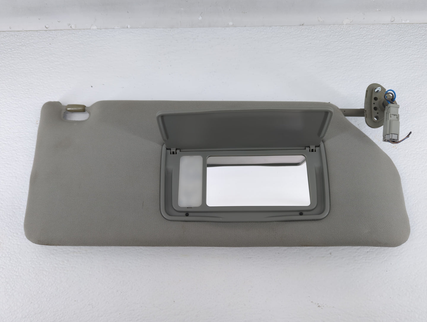 2005 Honda Odyssey Sun Visor Shade Replacement Driver Left Mirror Fits OEM Used Auto Parts - Oemusedautoparts1.com