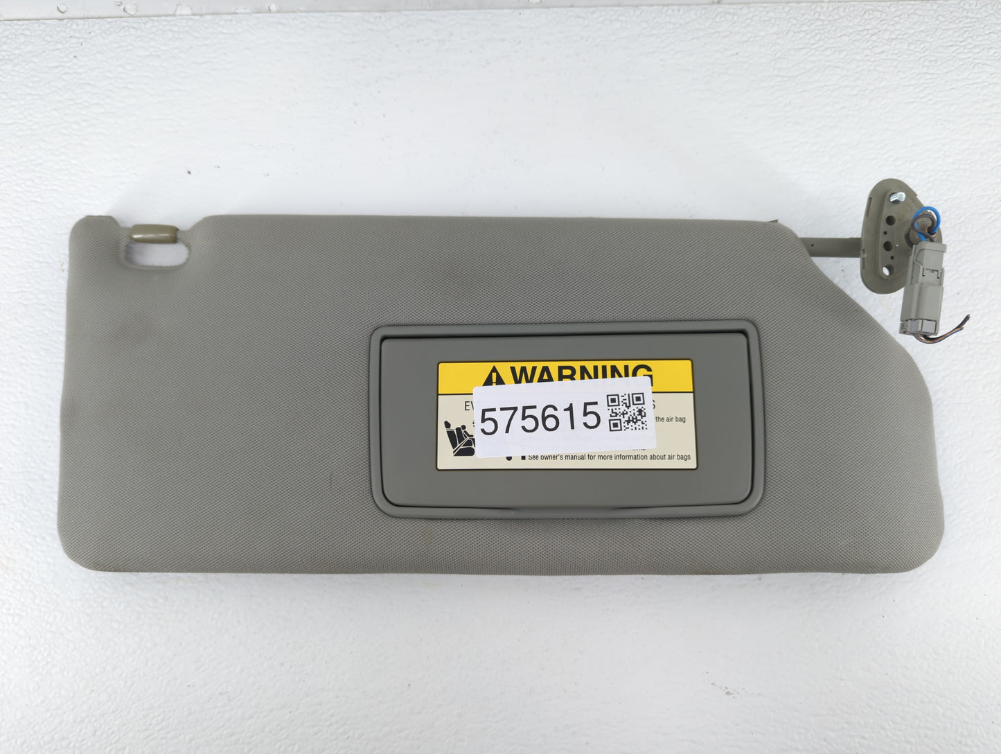 2005 Honda Odyssey Sun Visor Shade Replacement Driver Left Mirror Fits OEM Used Auto Parts - Oemusedautoparts1.com